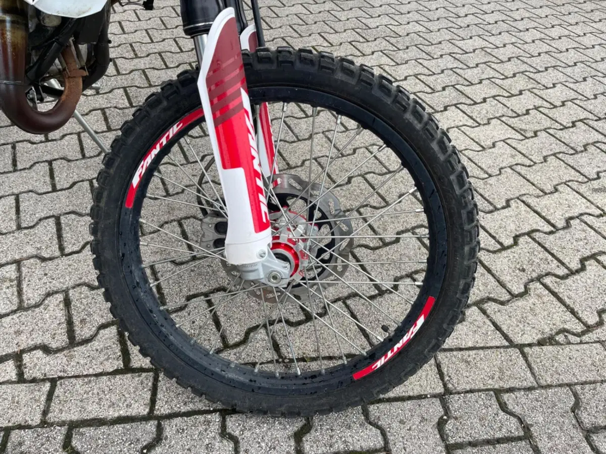 Fantic Motor Enduro 50 Performance 2t (2020) (8)