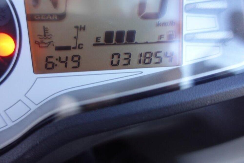 Suzuki V-Strom 650 ABS (2011 - 17) (3)