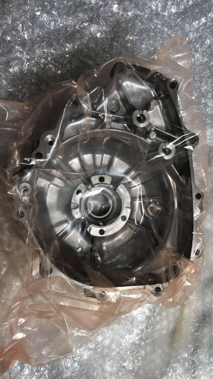 COPERCHIO COMPLETO GENERATORE PER HONDA NC 750. CO (2)