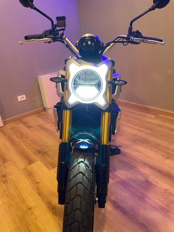 CFMOTO 700CL-X Heritage (2021 - 25) (3)