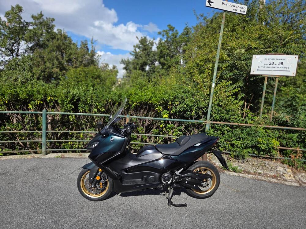 Yamaha T-Max 560 Tech Max (2022 - 24) (2)