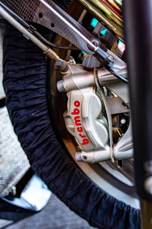 Aprilia RSV4 1100 Factory (2020) (4)