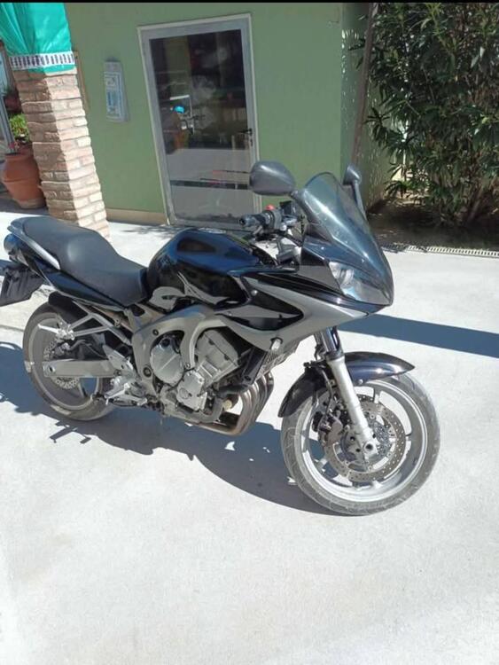Yamaha FZ6 (2004 - 07) (3)