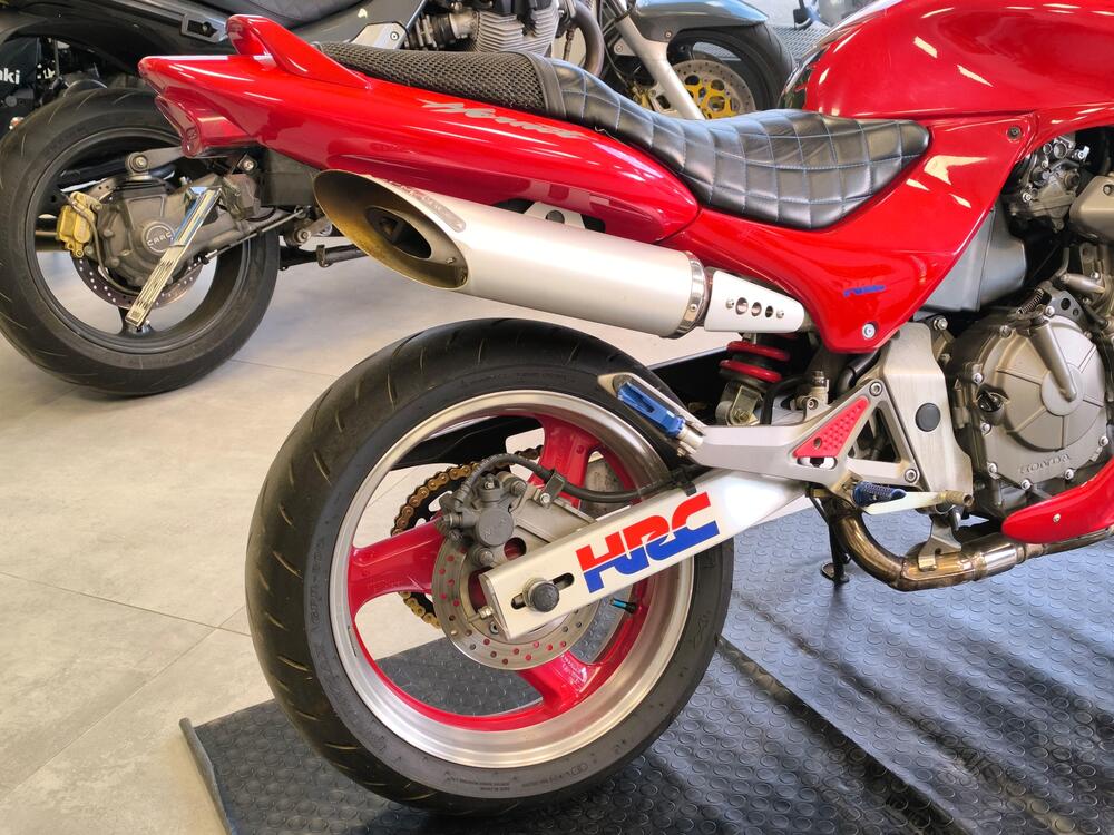 Honda Hornet 600 (2000 - 02) (5)