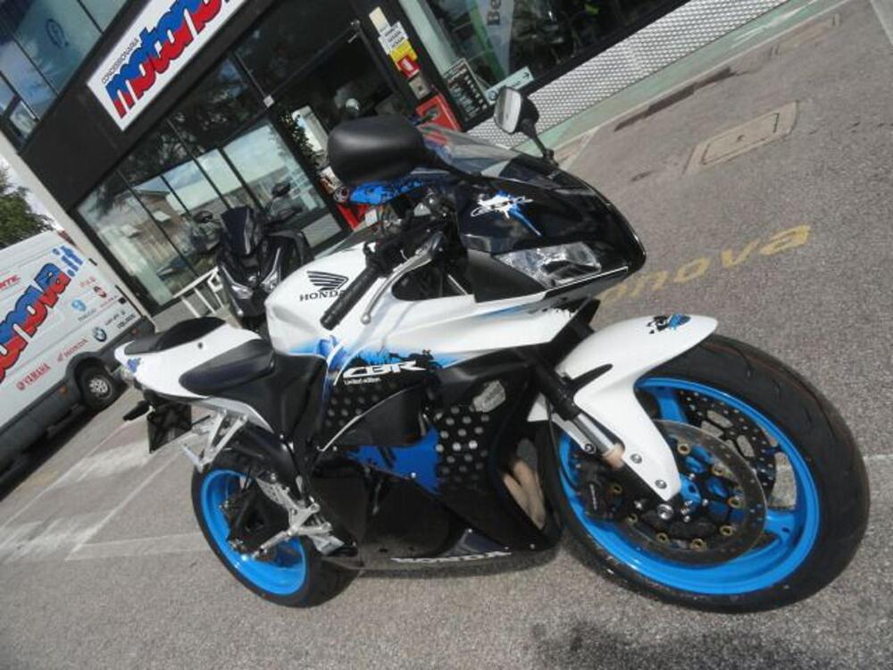 Honda CBR 600 RR (2009 - 12) (2)