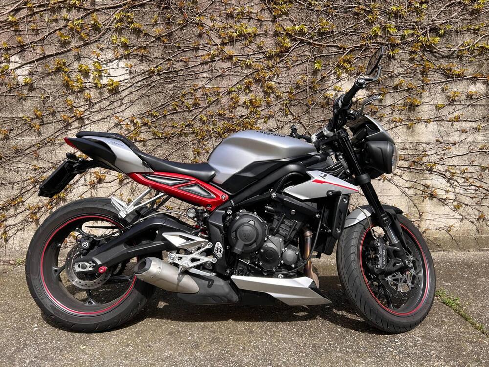 Triumph Street Triple R (2017 - 20) (4)