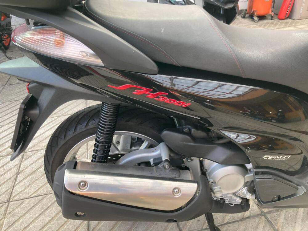 Honda SH 300 i (2006 - 10) (3)