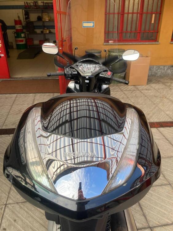 Honda SH 300 i (2006 - 10) (4)