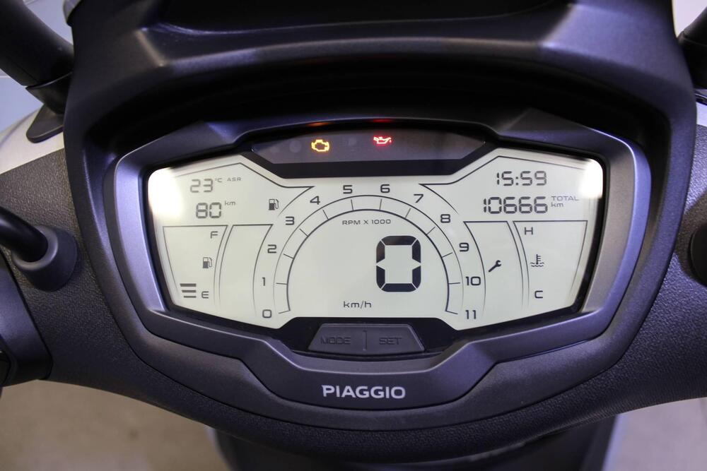 Piaggio Beverly 400 S ABS-ASR (2021 - 24) (3)