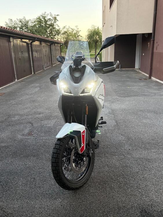 Moto Morini X-Cape 700 Alloy Wheels (2025) (3)