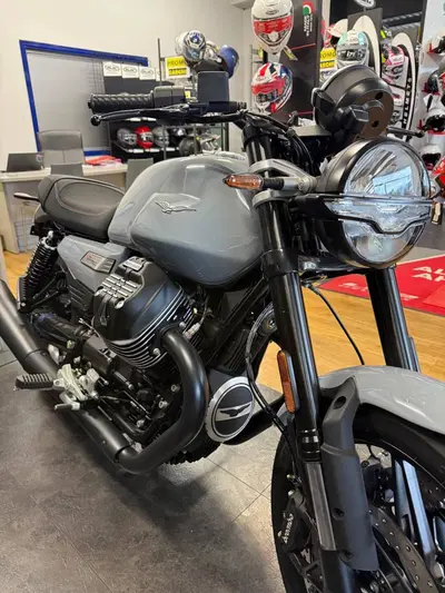 Moto Guzzi V7 Sport (2025 - 26) nuova