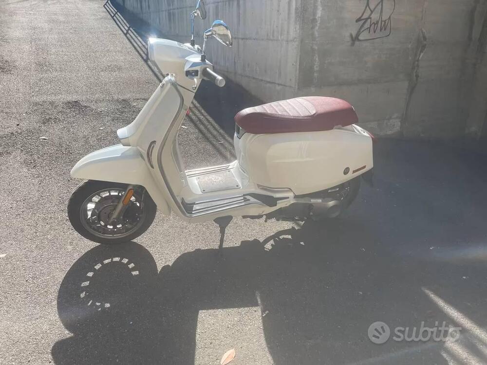 Lambretta V200 Special (2021 - 25)