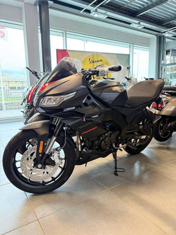 Aprilia Tuono 125 (2025) (3)