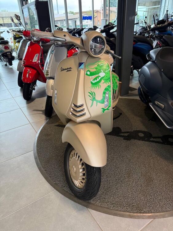 Vespa Vespa 946 Dragon 150 (2024)