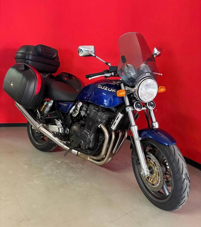 Suzuki GSX 750 (1998 - 03) (4)