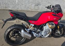 Moto Guzzi V100 Mandello (2025) nuova