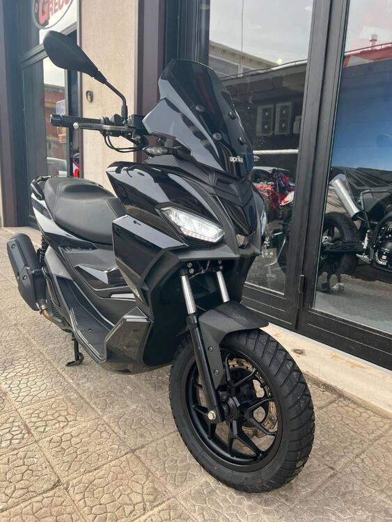 Aprilia SR GT 125 (2022 - 24) (2)