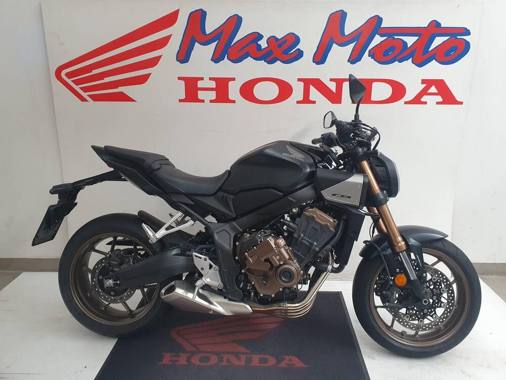 Honda CB 650 R E-Clutch (2024 - 25)