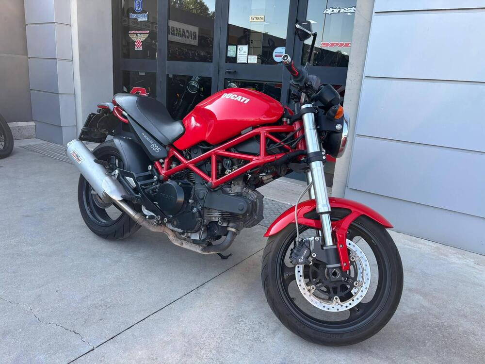 Ducati Monster 695 (2006 - 08) (5)