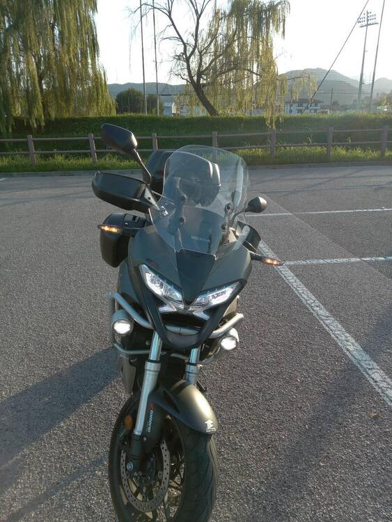 Honda Crossrunner Travel Edition ABS (2015 - 18) (2)