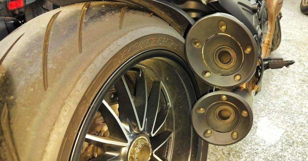 Ducati Diavel 1200 Carbon (2017 - 18) (4)