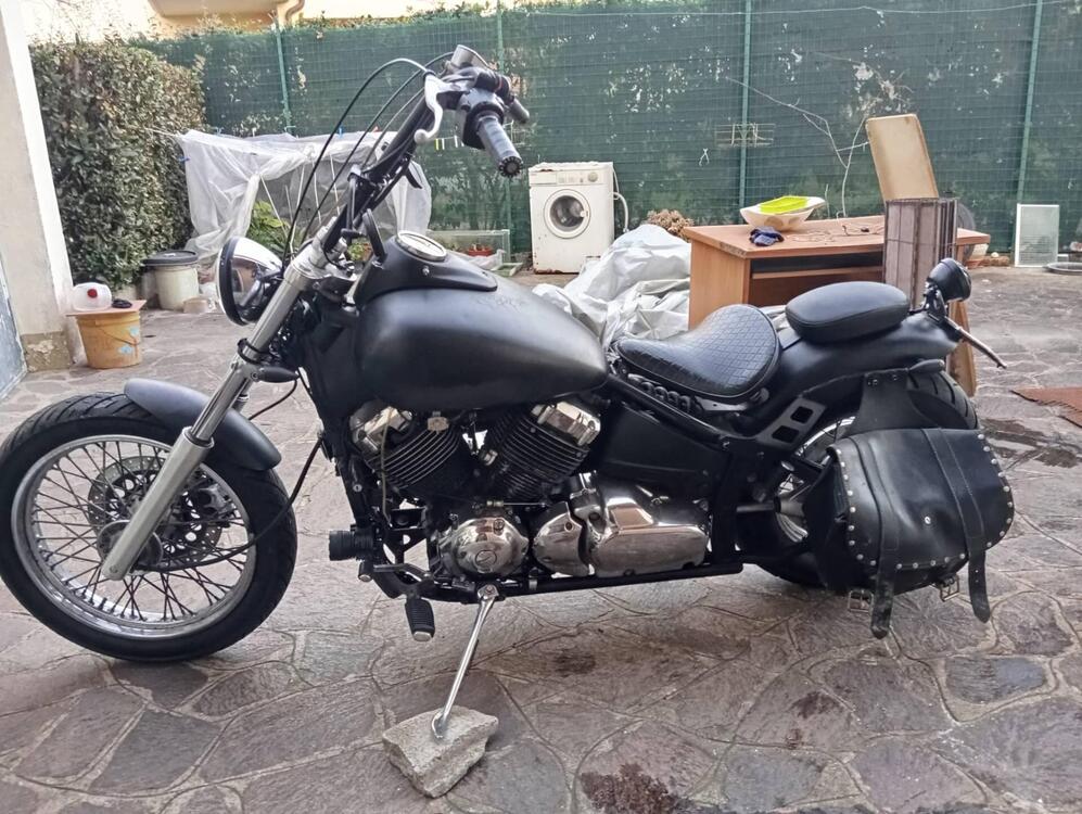 Yamaha XVS 650 Drag Star A Classic (1998 - 06) (2)
