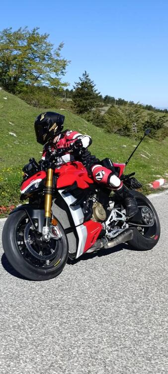 Ducati Streetfighter V4 1100 S (2021 - 22) (5)