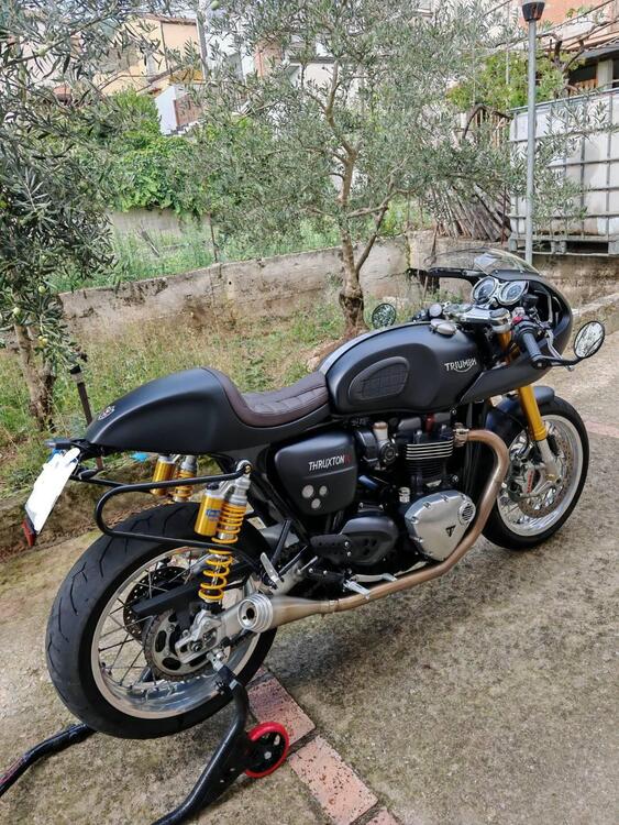 Triumph Thruxton 1200 R (2017 - 20) (3)