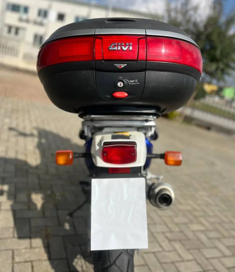 Honda AFRICA TWIN VERSIONE RD04E (6)