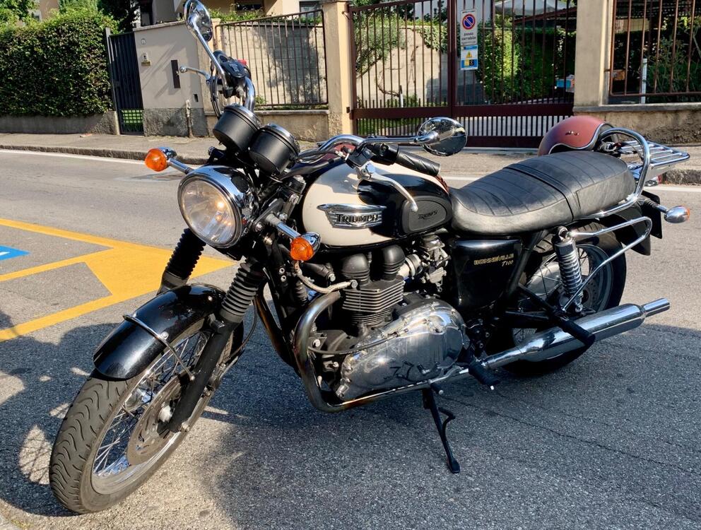 Triumph Bonneville T100 (2008 - 16) (4)