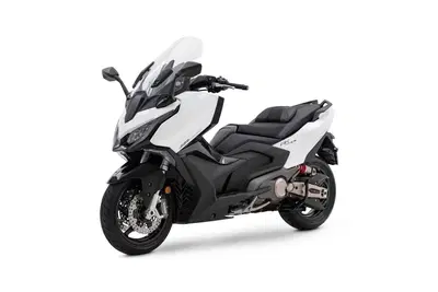 Kymco AK 575 Premium (2025 - 26) nuova