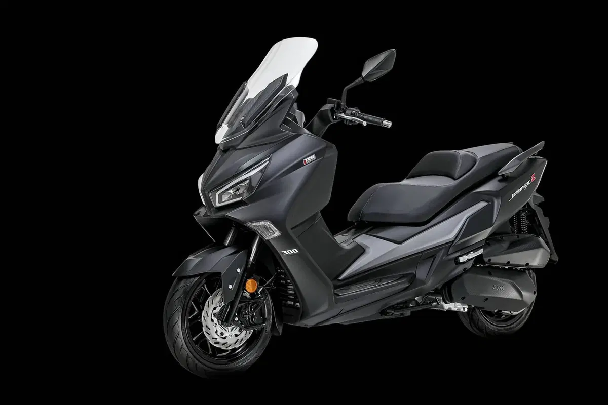 Sym Joymax 300 Z (2025 - 26) (2)