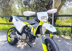 Husqvarna 701 Supermoto (2022) usata