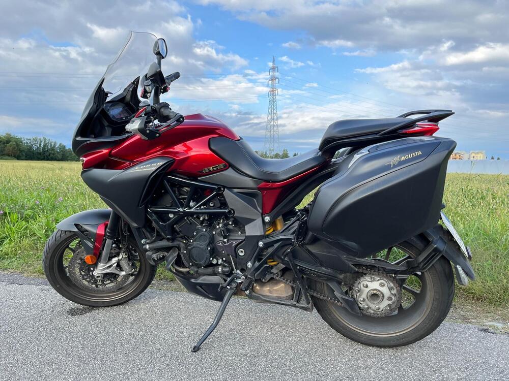 MV Agusta Turismo Veloce 800 Lusso (2021 - 23)