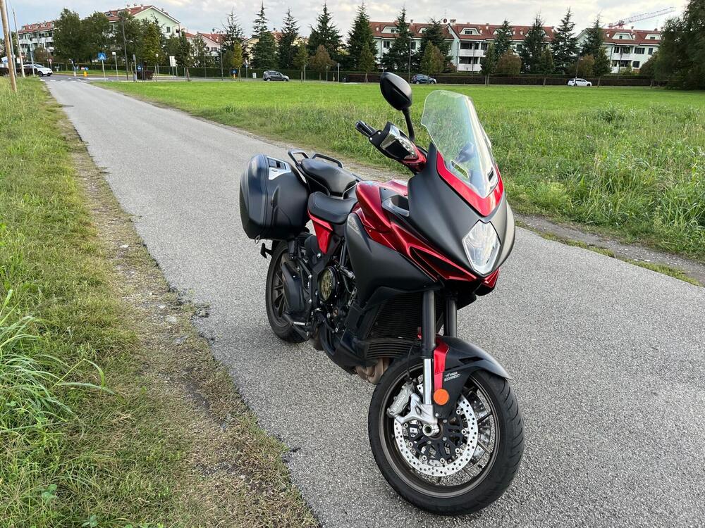 MV Agusta Turismo Veloce 800 Lusso (2021 - 23) (5)