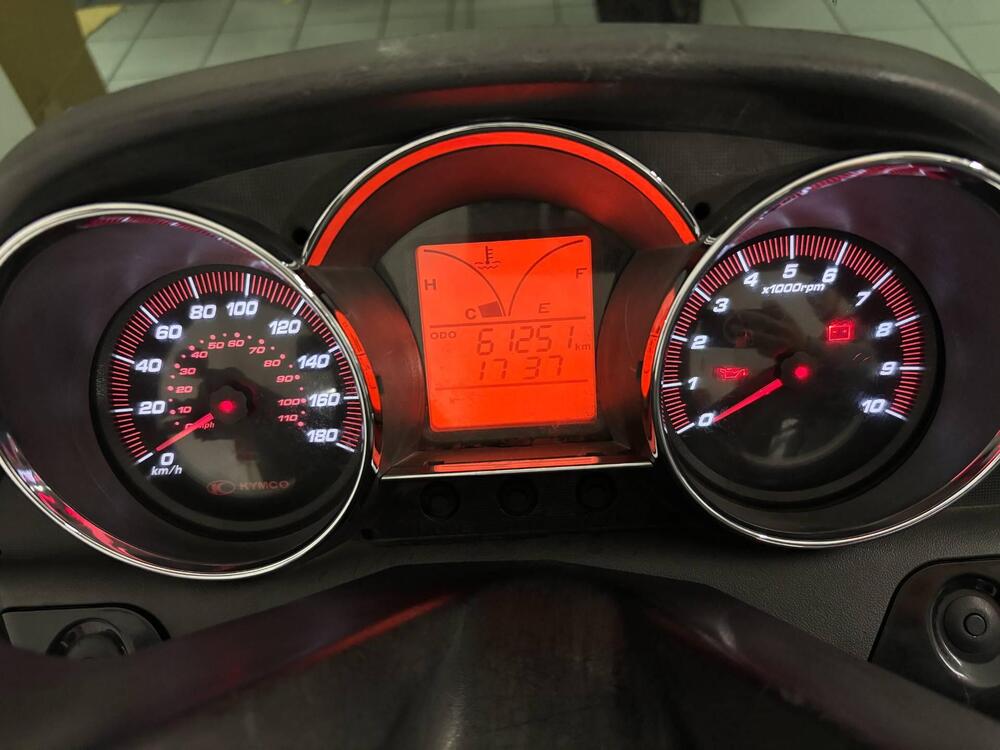 Kymco Downtown 300i ABS (2009 - 17) (3)