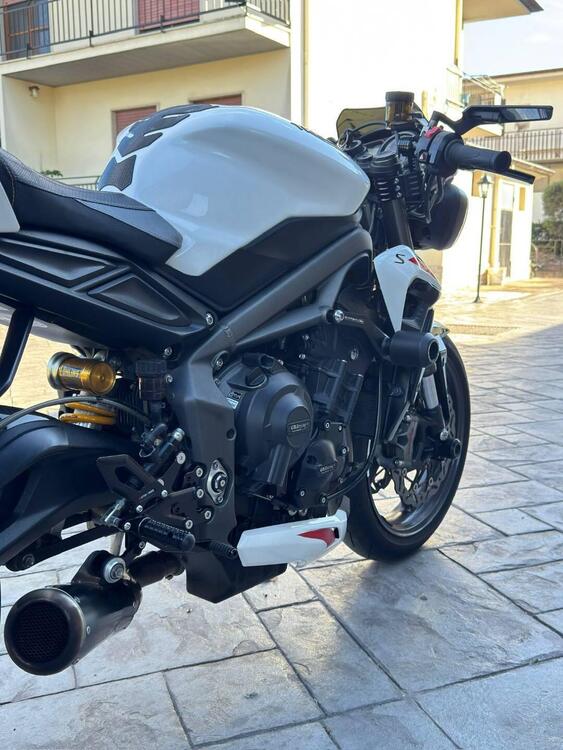 Triumph Street Triple S (2020 - 23) (3)