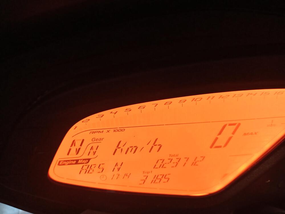 MV Agusta Brutale 800 EAS ABS (2012 - 15) (5)