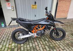 KTM 690 SMC R (2019 - 20) usata
