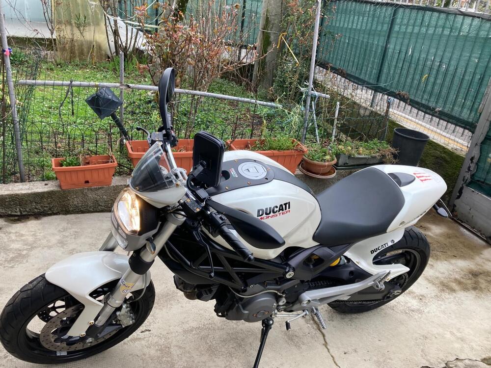 Ducati Monster 696 Plus (2007 - 14) (3)