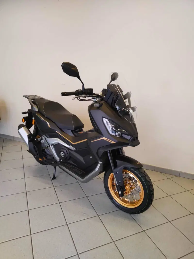 Keeway Motor XDV 125 EVO PRO (2025 - 26) (9)