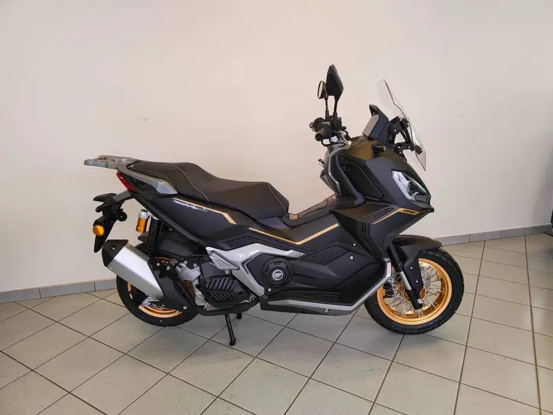 Keeway Motor XDV 125 EVO PRO (2025 - 26) (15)