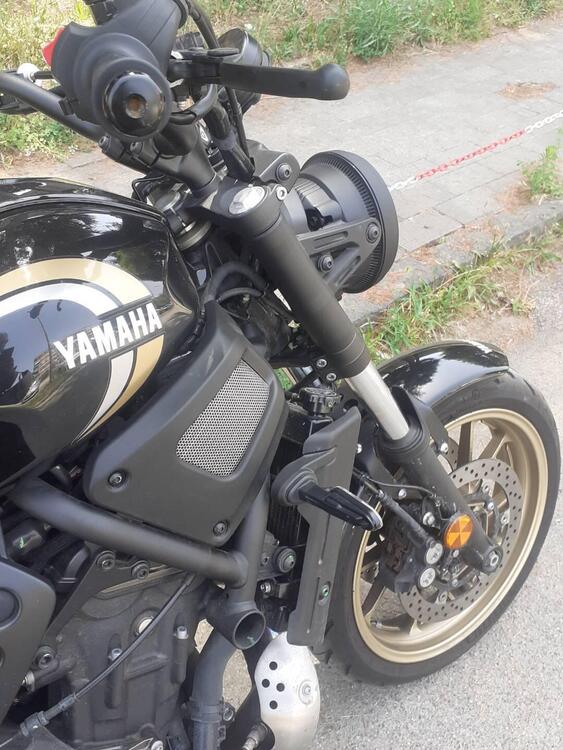 Yamaha XSR 700 (2022 - 25) (2)