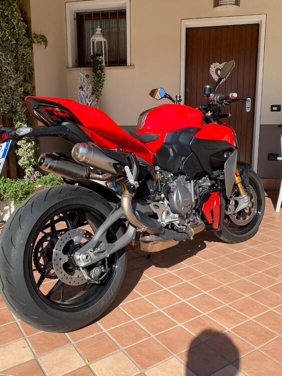 Ducati Streetfighter V2 S (2025) (2)