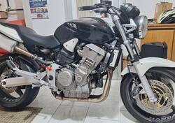 Honda Hornet 900 usata