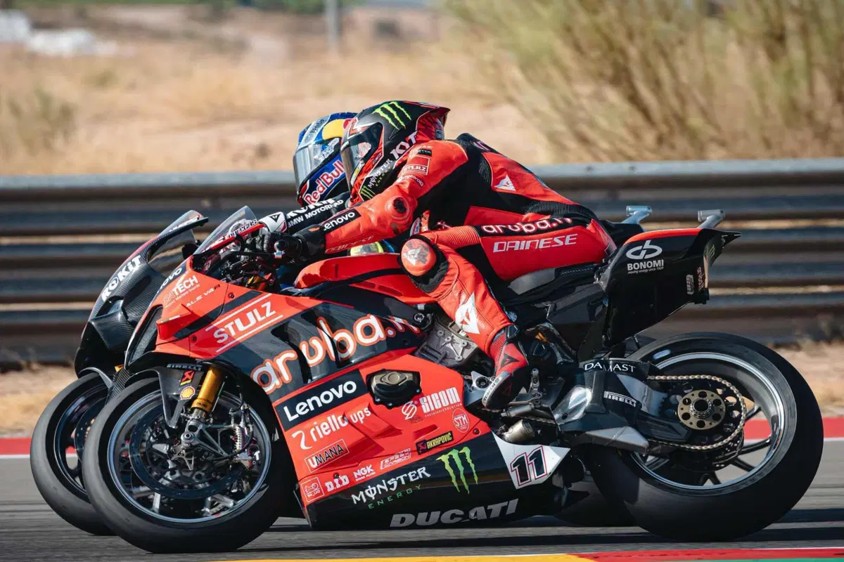 SBK 2025. GP d'Aragona. Ancora Bulega! Gara2 è sua! [GALLERY] (8)