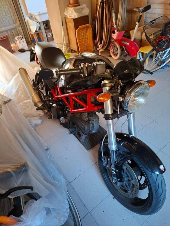 Ducati Monster 695 (2006 - 08) (2)