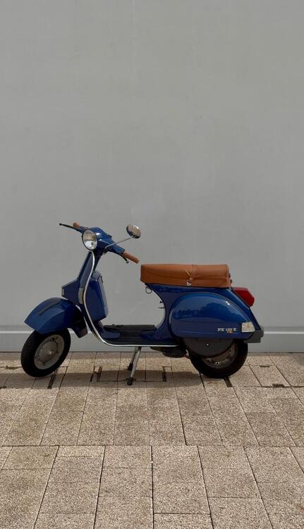 Piaggio Vespa PX125E Arcobaleno