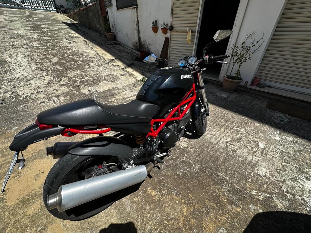 Ducati Monster 695 (2006 - 08) (4)