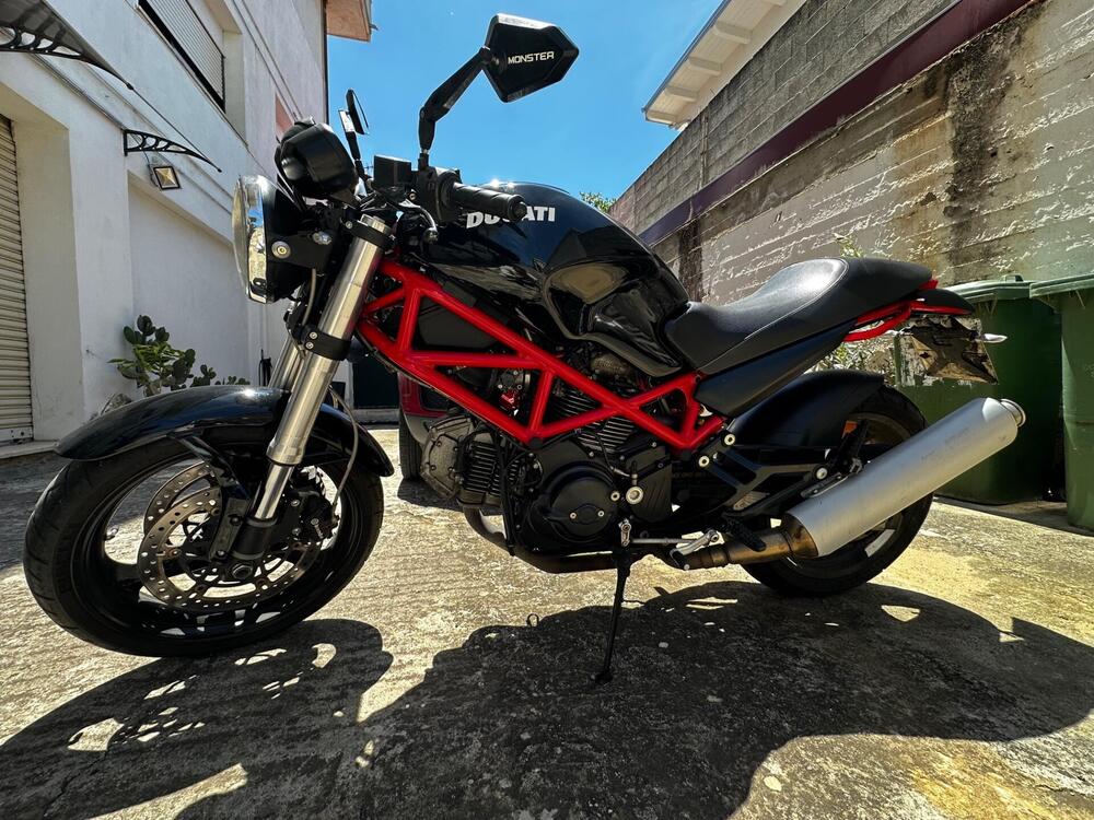 Ducati Monster 695 (2006 - 08) (2)